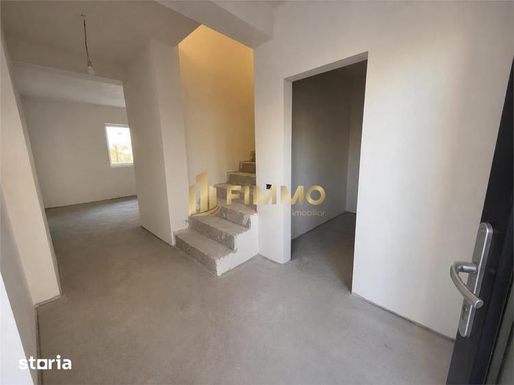 Casă cu 4 camere cu Teren 150 Mp în Hârtop
