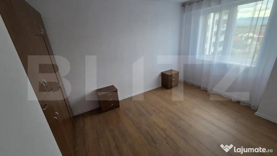 Apartament cu 3 camere, 65 mp, 2 bai ?i balcon, prima inc - 8