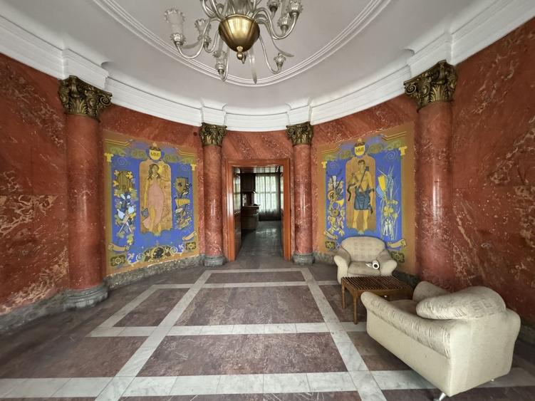 Spațiu comercial, de 300 mp, în Central