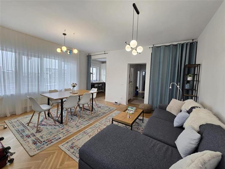 Apartament cu 2 camere decomandat, mobilat în Kogălniceanu