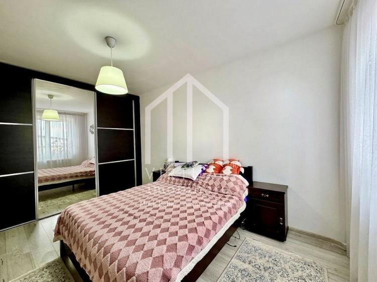 Apartament cu 2 camere decomandat, mobilat în Central