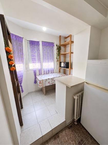 Garsonieră în Aradului