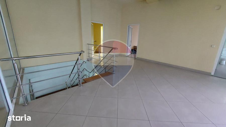 Spațiu comercial, de 880 mp, în Muntenii de Jos