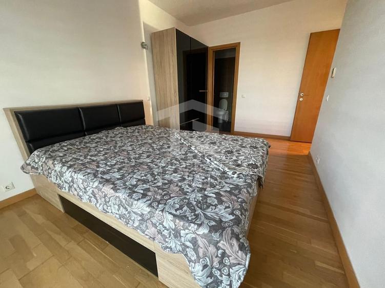 Apartament cu 3 camere decomandat, mobilat în Mihai Bravu