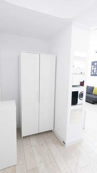 Apartament cu 2 camere decomandat, mobilat în Politehnica