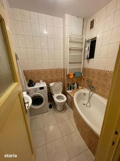 Apartament cu 2 camere decomandat în Romană