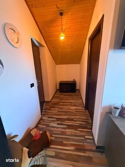 Casă cu 6 camere cu Teren 600 Mp în Bordei