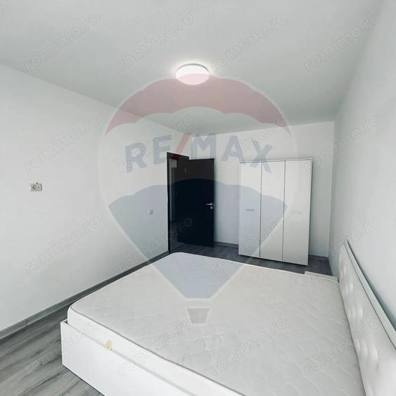 Apartament cu 3 camere decomandat, mobilat în Sânpetru