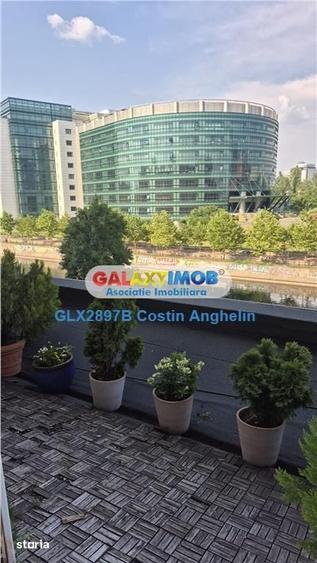 Apartament cu 3 camere decomandat în Centrul Civic