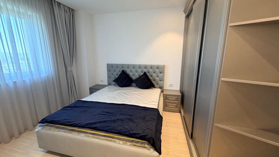 Apartament cu 2 camere decomandat în Exterior Vest