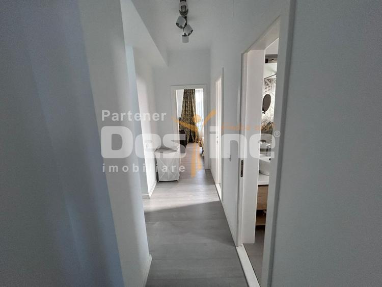 Apartament cu 3 camere, mobilat în Craiovița Nouă