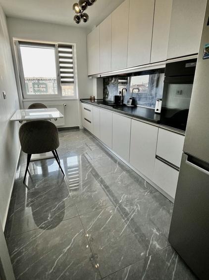 Apartament cu 2 camere decomandat în Lotus