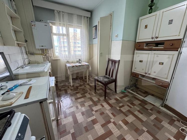 Apartament cu 2 camere decomandat, mobilat în Decebal