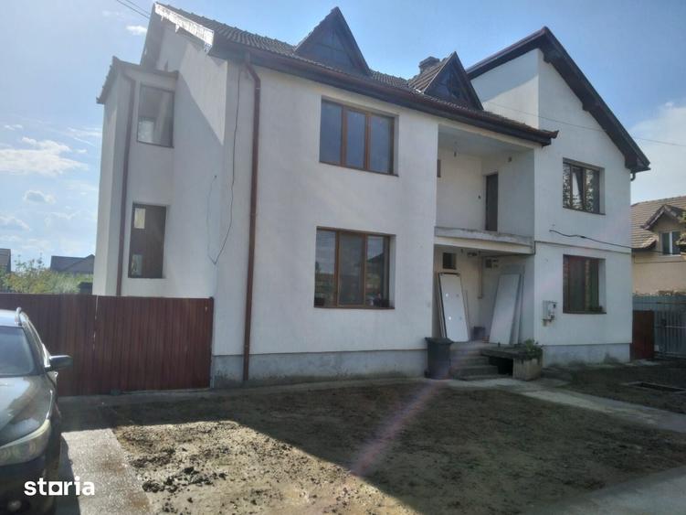 Casă cu 6 camere cu Teren 1.2 Mp în Săcălaz