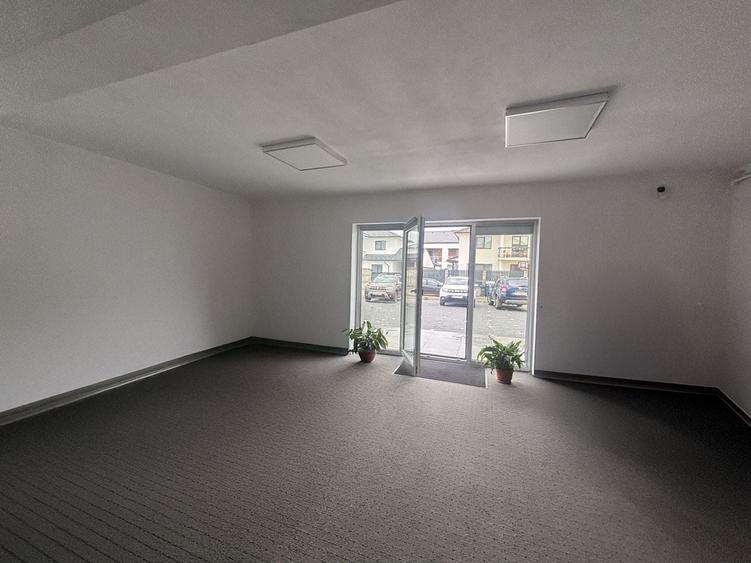 Casă individuală cu 7 camere cu Canalizare în Arhitecților - Calea Cisnădiei