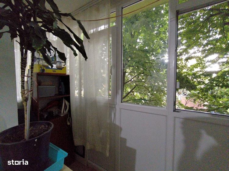 Apartament cu 2 camere decomandat în Lacul Tei