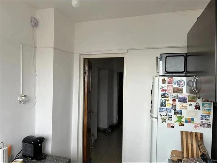 Apartament cu 2 camere decomandat în Titan