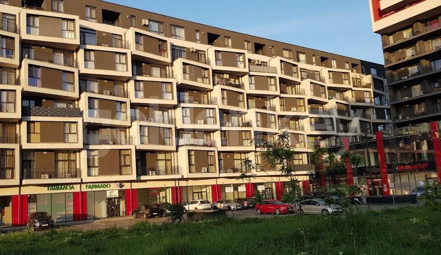 Spațiu comercial, de 3,265 mp, în Central