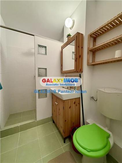 Apartament cu 3 camere decomandat, mobilat în Ștefan cel Mare