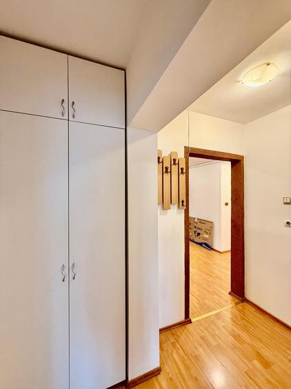 Apartament cu 3 camere decomandat în Mihai Eminescu