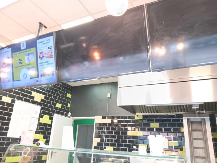 Spațiu comercial, de 80 mp, în Central