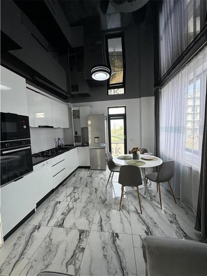 Apartament cu 2 camere decomandat, mobilat în Exterior Vest