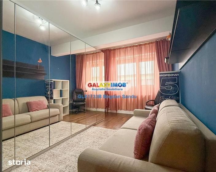 Apartament cu 3 camere semidecomandat în Chiajna