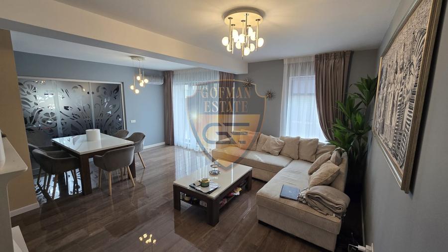 Apartament cu 5 camere decomandat, mobilat în Tomis Plus