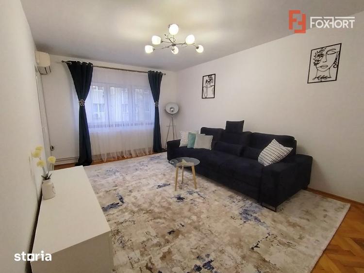 Apartament cu 2 camere decomandat, mobilat în Soarelui