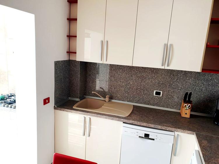 Apartament cu 3 camere, 2 balcoane ?i bucatarie separata - 8