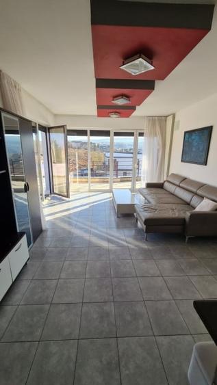 Apartament cu 2 camere semidecomandat, mobilat în Zorilor