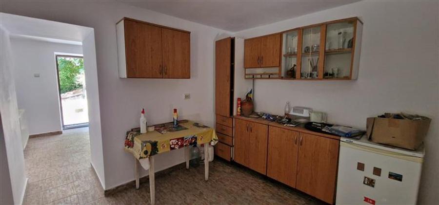 Casă individuală cu 5 camere cu Teren 2122 Mp în Lendt