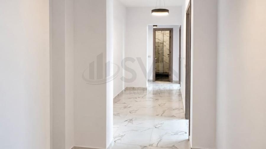 Apartament cu 3 camere decomandat în Titulescu