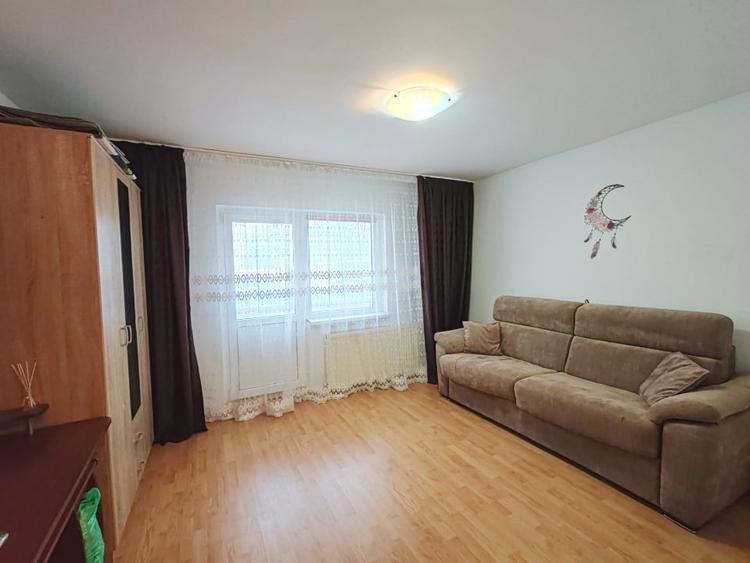 Apartament cu 2 camere decomandat, mobilat în Scriitorilor