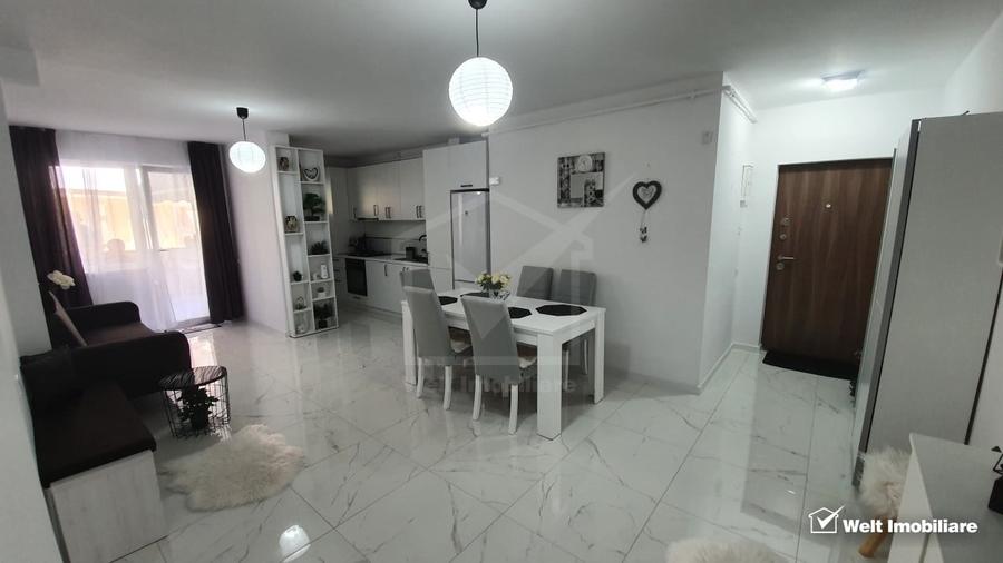 Apartament cu 3 camere semidecomandat, mobilat în Florești