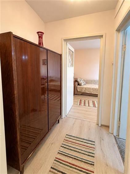 Apartament cu 2 camere nedecomandat, mobilat în Central