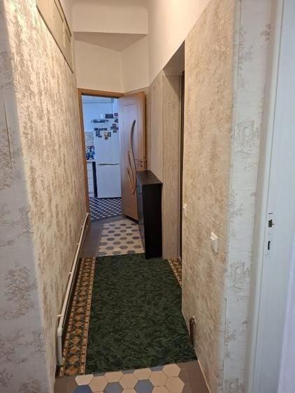Apartament cu 4 camere semidecomandat, mobilat în Ștefan cel Mare