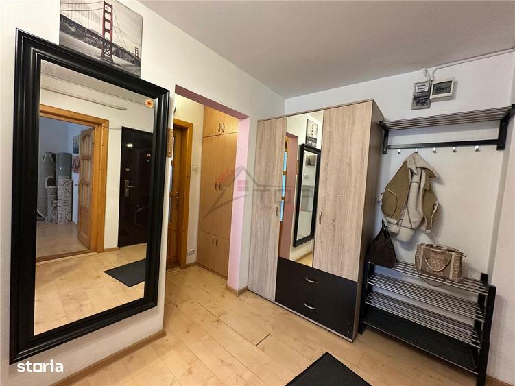 Apartament cu 2 camere decomandat în Nicolina