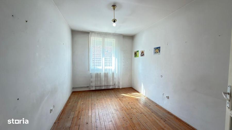 Spațiu comercial, de 342 mp, în Central