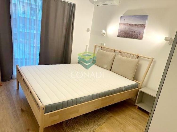 Apartament cu 3 camere semidecomandat în Aviației