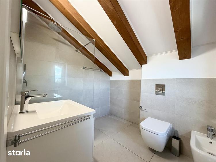 Apartament cu 3 camere decomandat în Calea Dumbrăvii