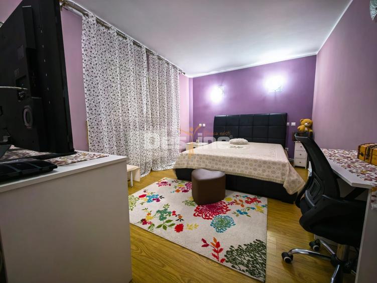Casă individuală cu 5 camere cu Canalizare în Bălteni