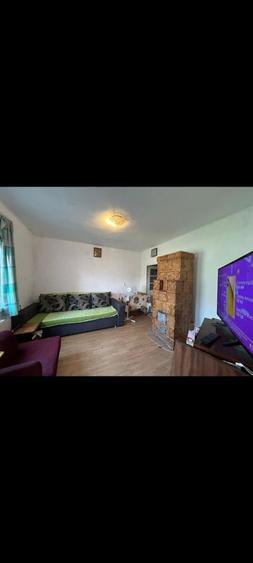 Casă cu 4 camere în Comana