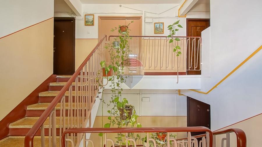 Apartament cu 2 camere semidecomandat, mobilat în Astra