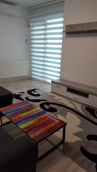 Apartament cu 2 camere decomandat în Păcii