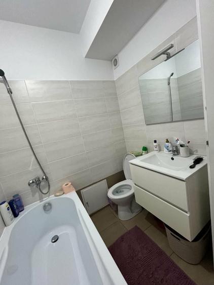 Apartament cu 2 camere semidecomandat în Valea Lupului