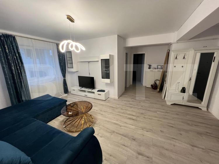 Apartament cu 2 camere semidecomandat, mobilat în Bucium