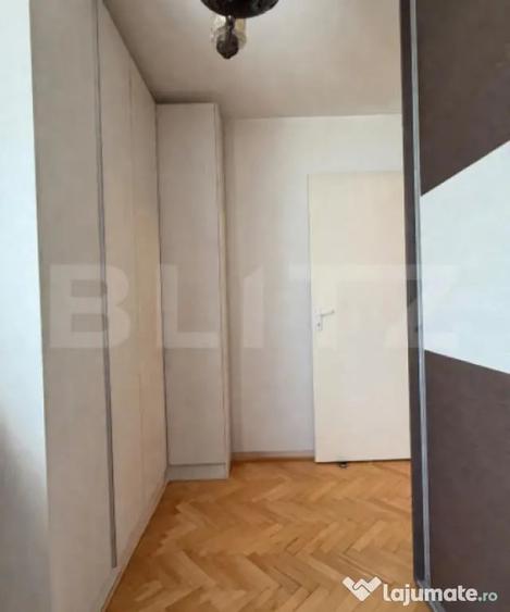 Apartament cu 3 camere decomandat în Central