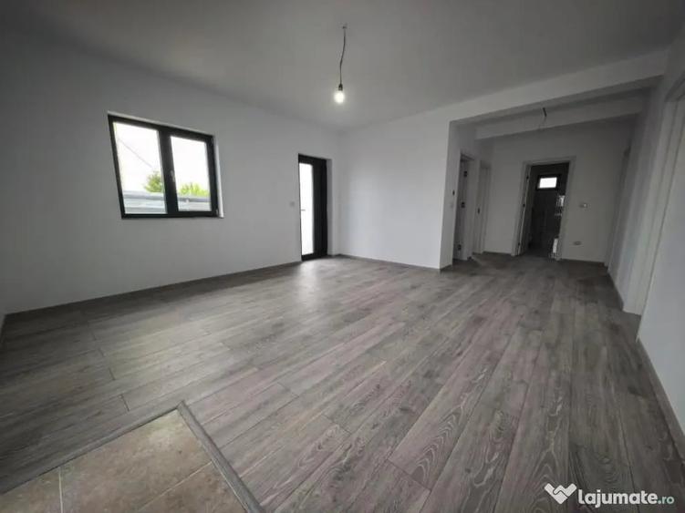 Casă cu 3 camere cu Teren 313 Mp în Lunca Cetățuii