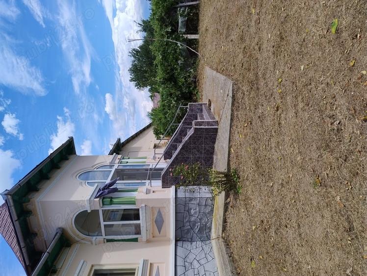 Casă cu 4 camere în Măldărești